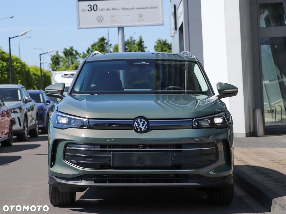 Volkswagen Tiguan - 8