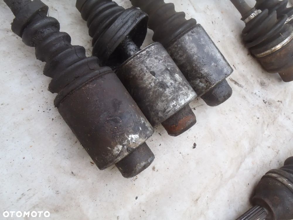 głowica wał tłoki blok półmiska wałek z silnika aixam ligier xtoo chatenet xto microcar mc2 jdm x-to  lombardini ldw 442 crs ldw 492 dci - 17