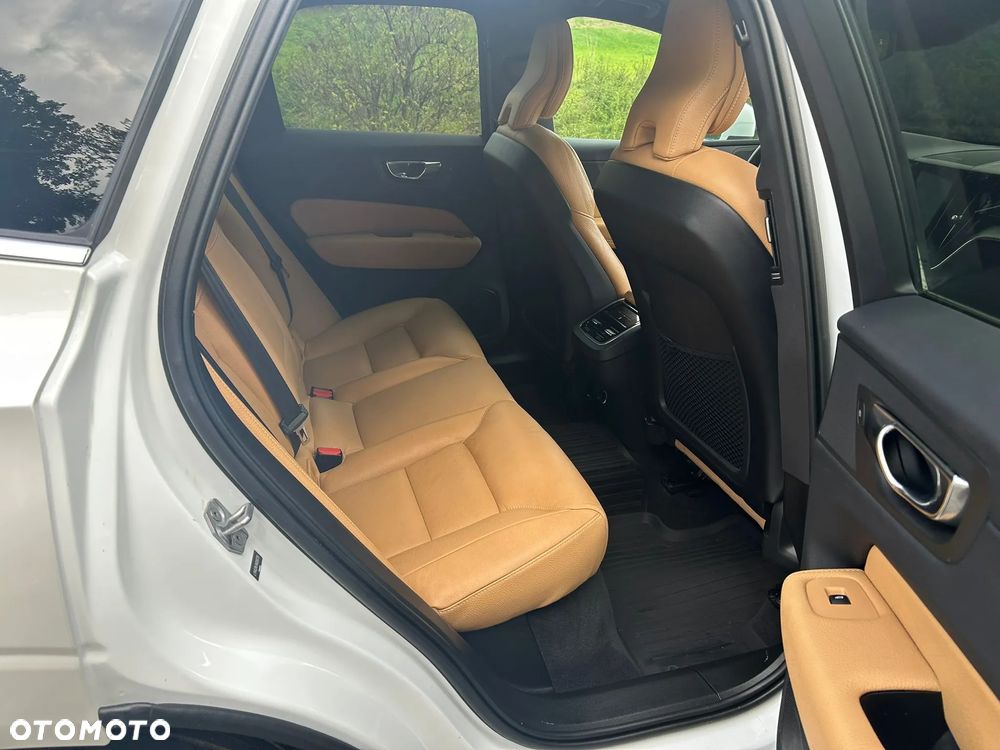 Volvo XC 60 T6 AWD Inscription - 22