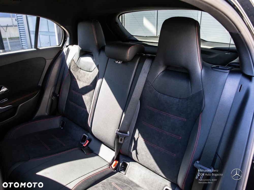 Mercedes-Benz Klasa A 250 e PHEV AMG Line 8G-DCT - 12