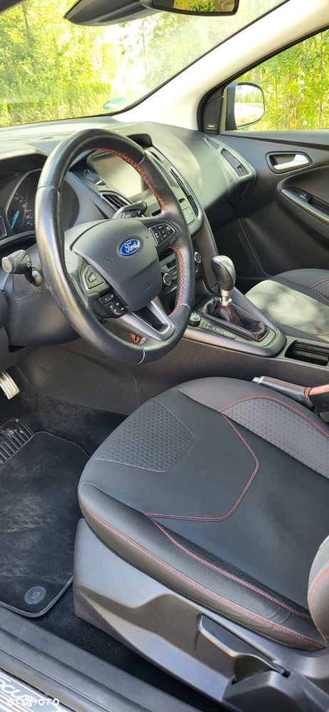 Ford Focus 1.5 EcoBoost ST-Line Red ASS - 16