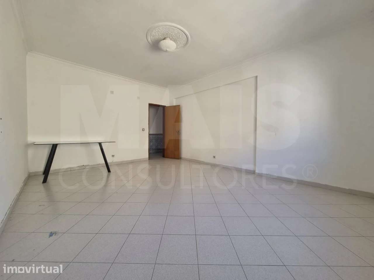 Apartamento de 3 Assoalhadas com Varanda na Serra da Mina - Grande imagem: 5/14