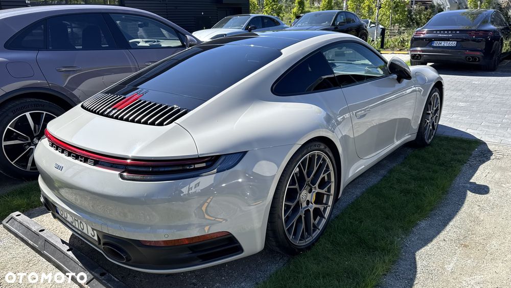 Porsche 911 Carrera 4S - 2