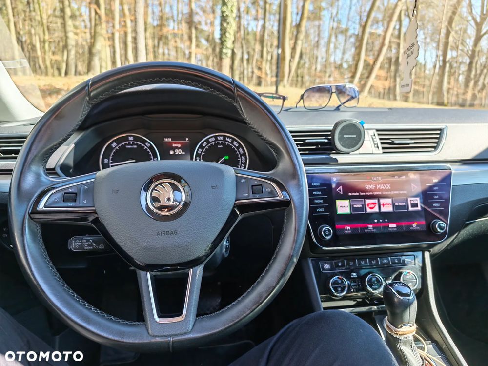 Skoda Superb 2.0 TDI Ambition DSG - 32