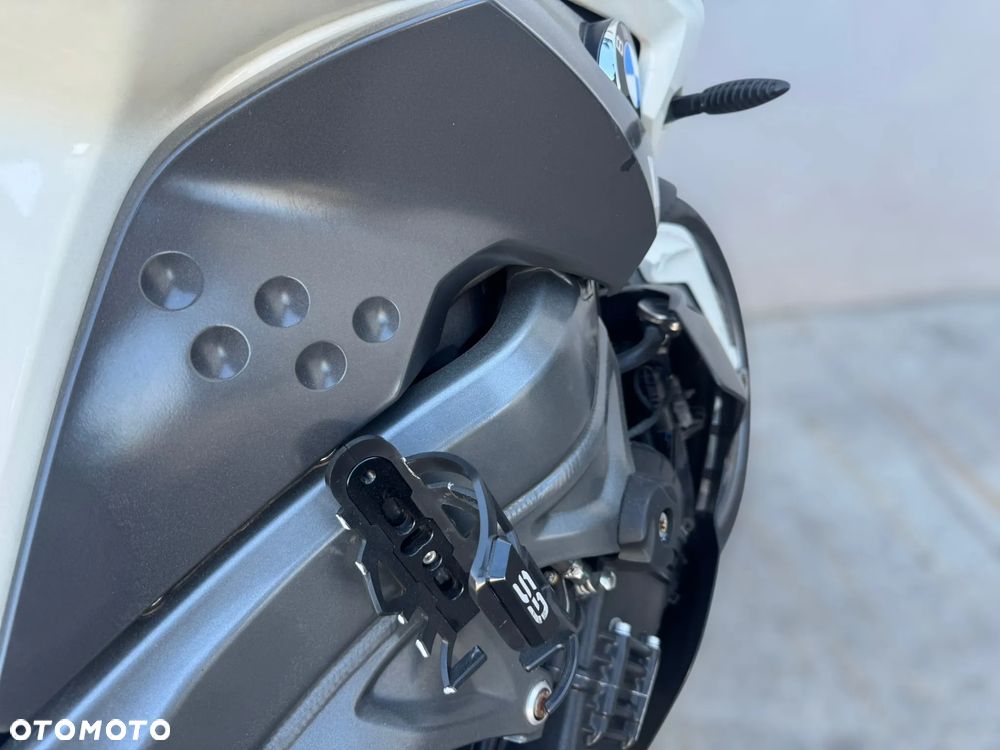 BMW K - 7