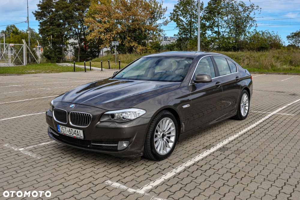 BMW Seria 5 - 1