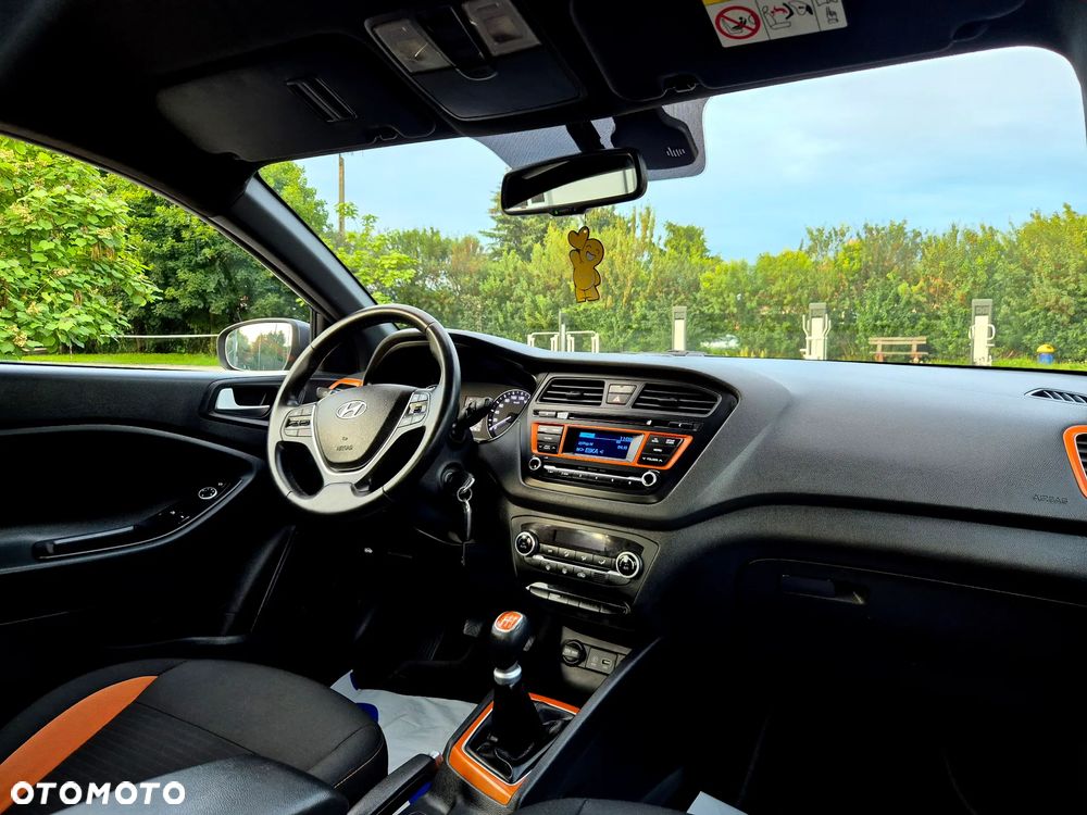 Hyundai i20 1.2 Intro Edition - 30