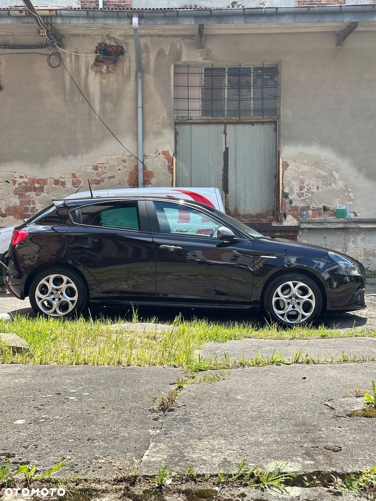 Alfa Romeo Giulietta 2.0 JTDM Exclusive TCT - 4