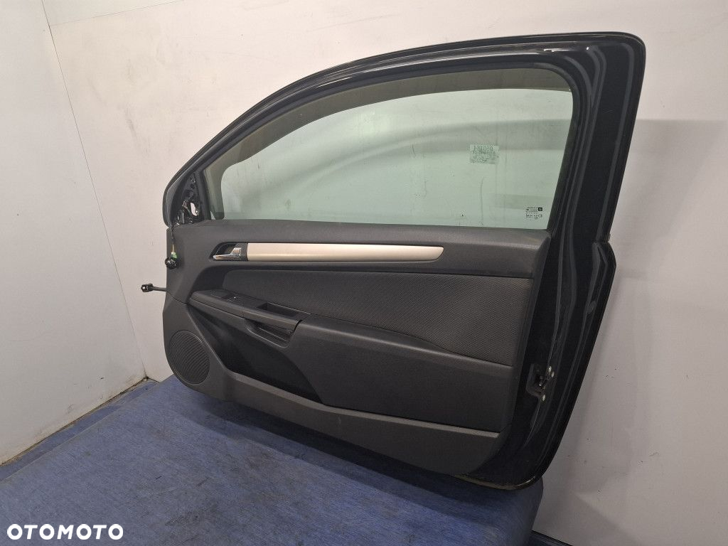 OPEL ASTRA H GTC DRZWI PRZÓD PRAWE Z20R - 9