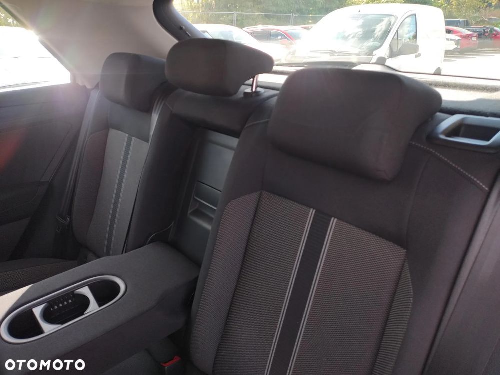 Volkswagen T-Roc 2.0 TDI SCR DPF Advance - 17