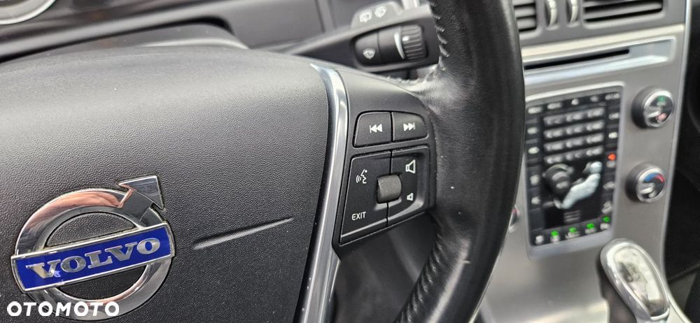 Volvo XC 60 D5 AWD Geartronic Summum - 31