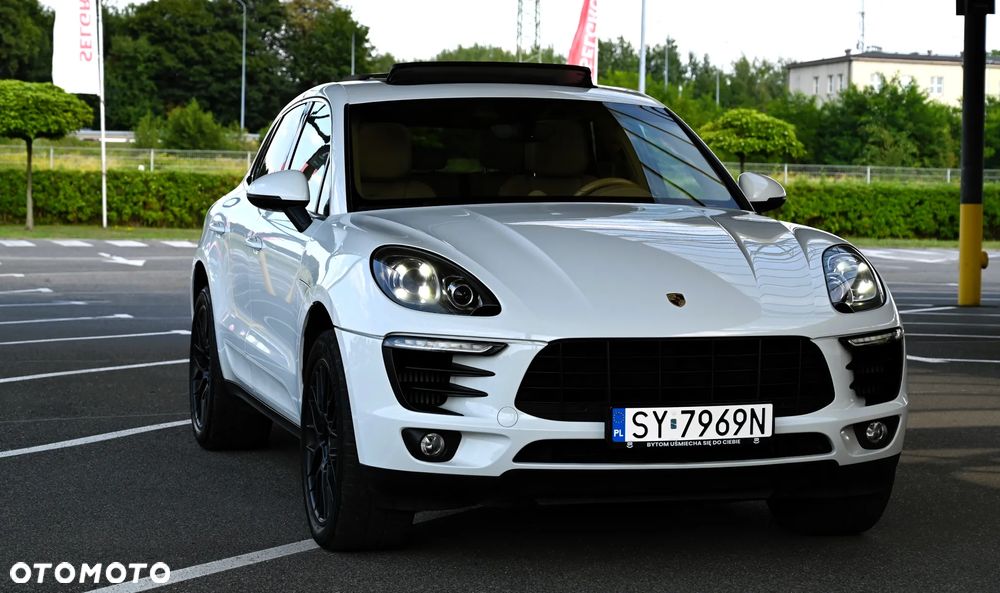 Porsche Macan - 2