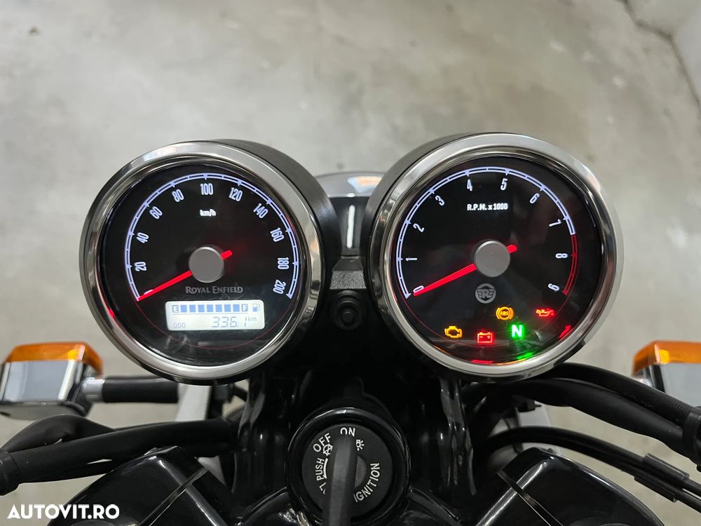 Royal Enfield Interceptor 650 - 5