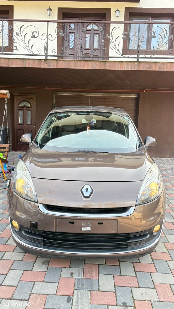 Renault Scenic 1.5 dCi Luxe Privilege - 3