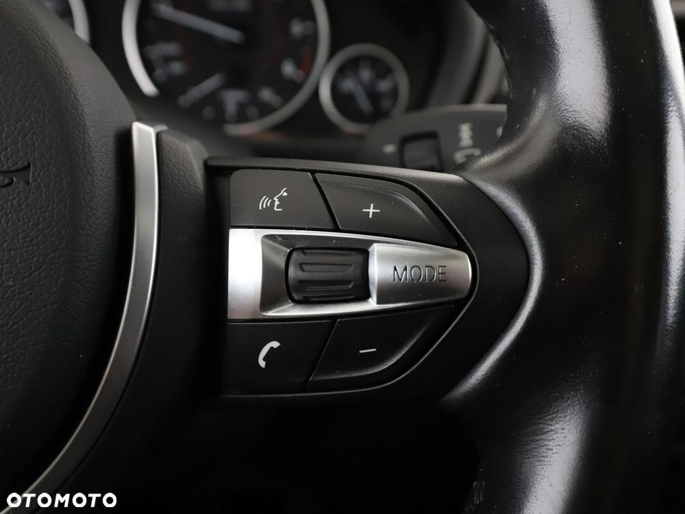 BMW Seria 3 318d - 29