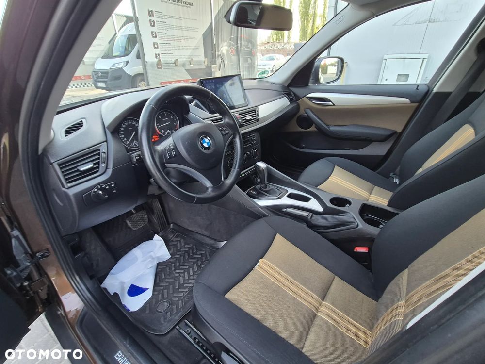 BMW X1 xDrive20d - 27