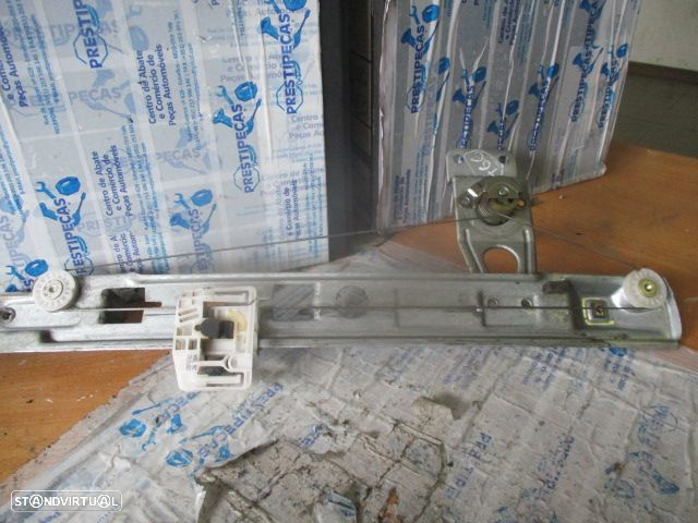 Elevador Manual 190011782 RENAULT MEGANE 2 SW 2008 5P TE - 3