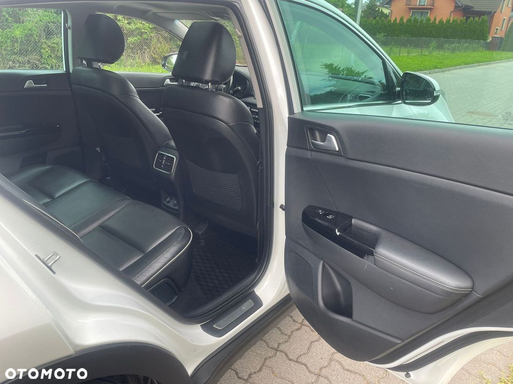 Kia Sportage 2,0 CRDI AWD Platinum - 19