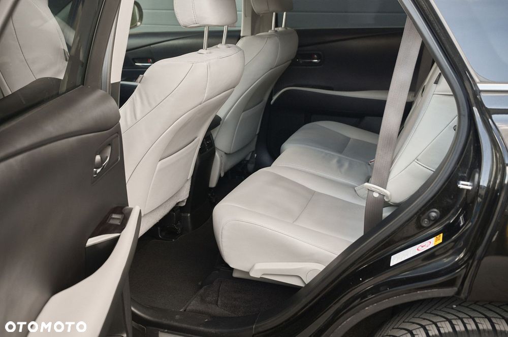 Lexus RX - 15