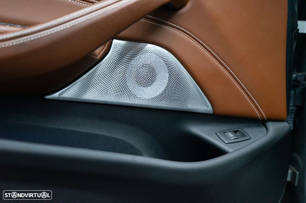 BMW M5 Standard - 25