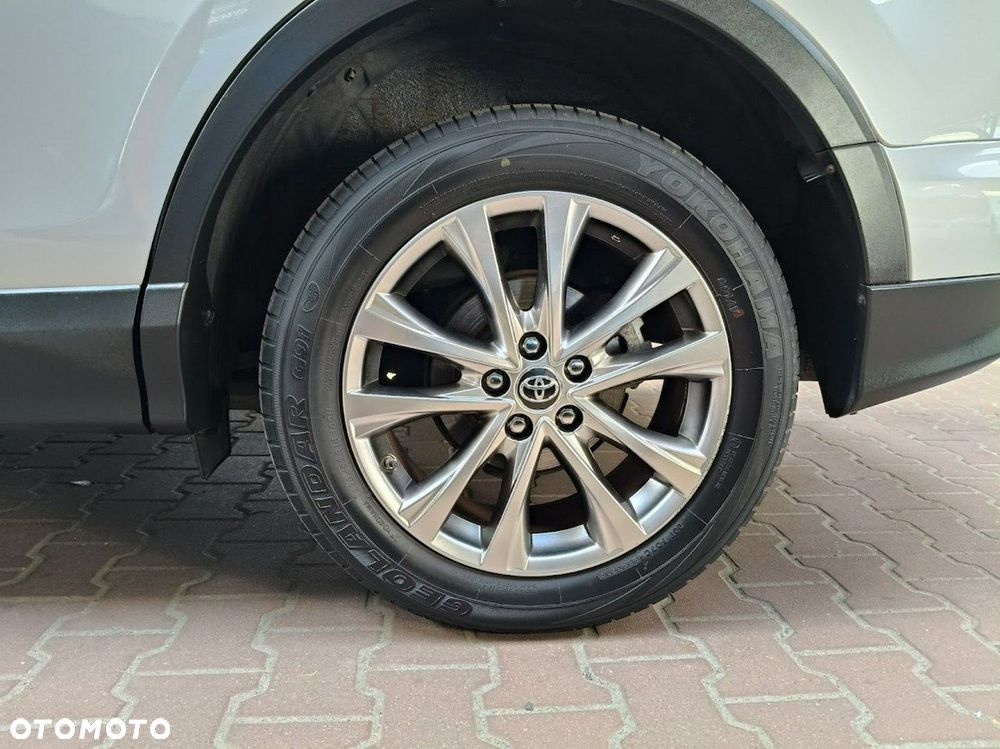Toyota RAV4 2.5 4x4 Hybrid Executive - 13