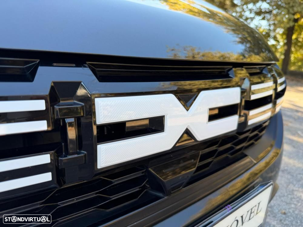 Dacia Jogger 1.6 Hybrid SL Extreme 7L - 23