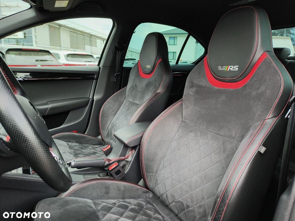 Skoda Octavia 2.0 TSI RS 245 DSG - 11