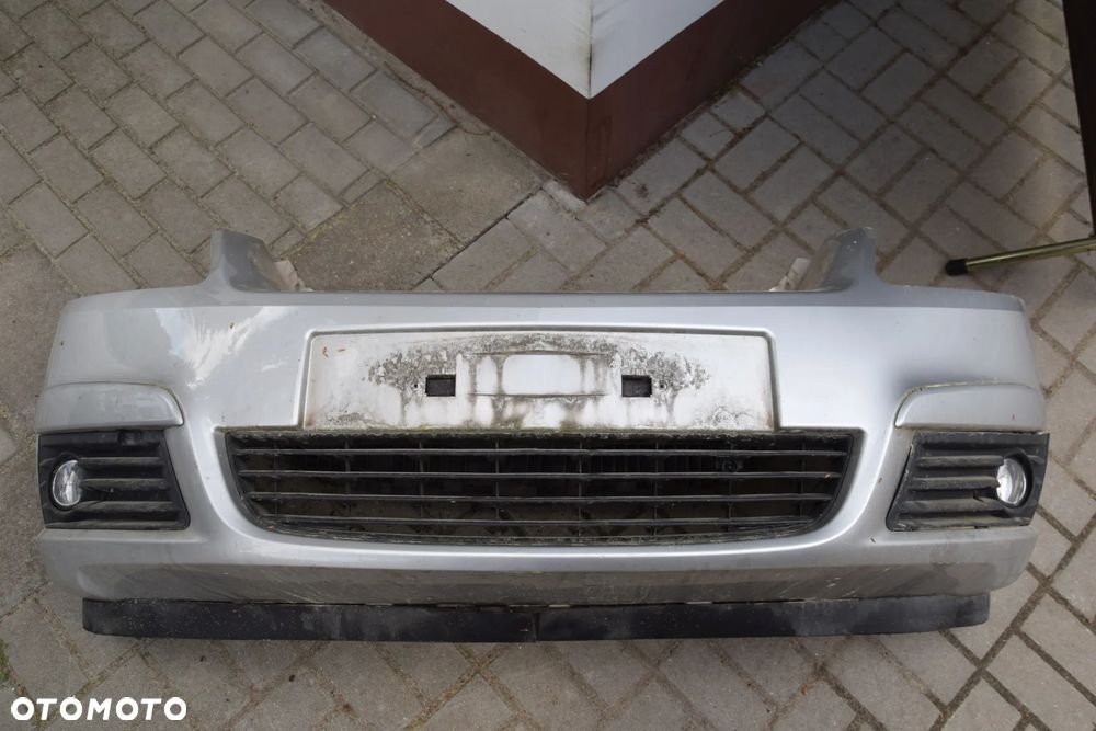 Opel Zafira B 05- Zderzak przód przedni Srebrny Z157 kompletny przed liftem - 1