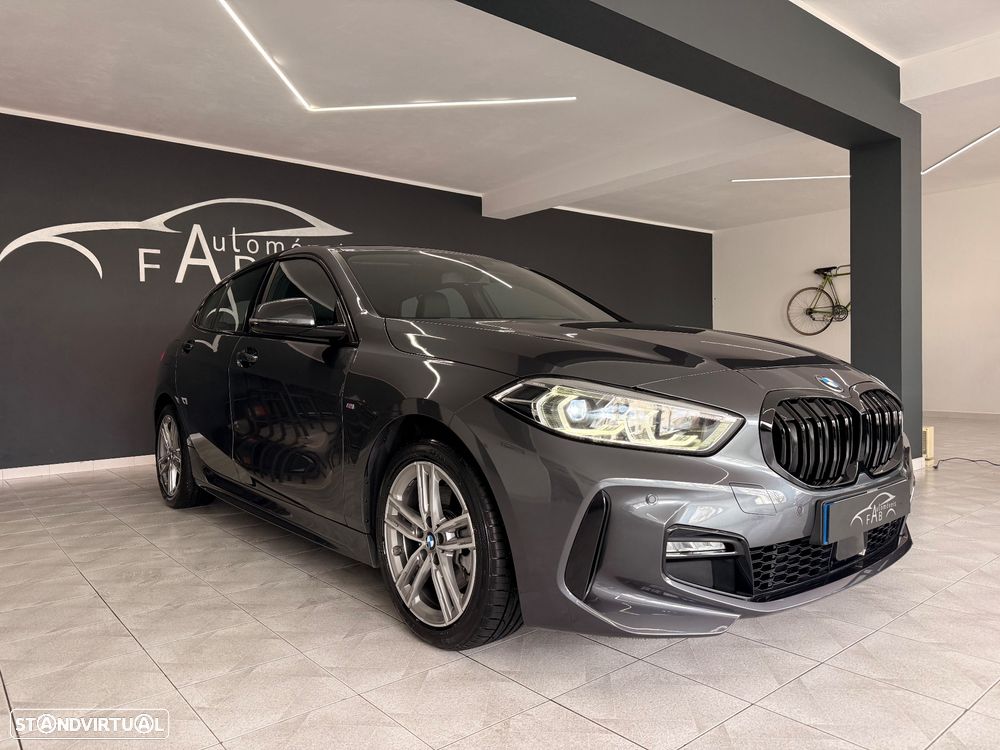 BMW 118 i Pack Desportivo M Auto - 29