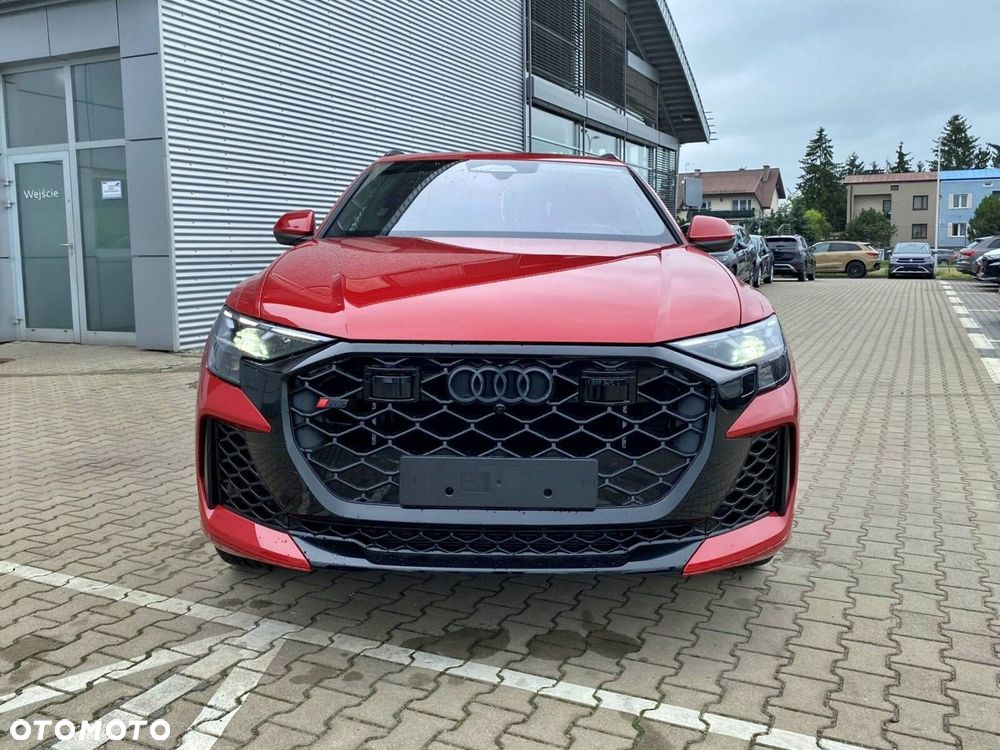 Audi RS Q8 - 10