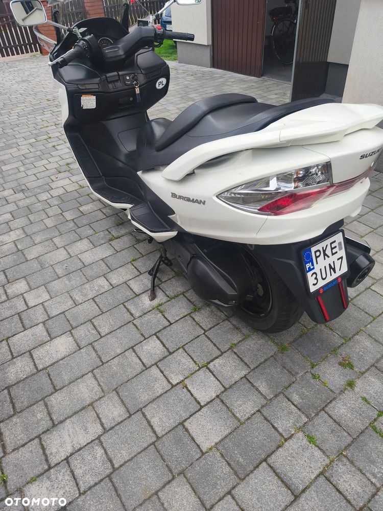 Suzuki Burgman - 3