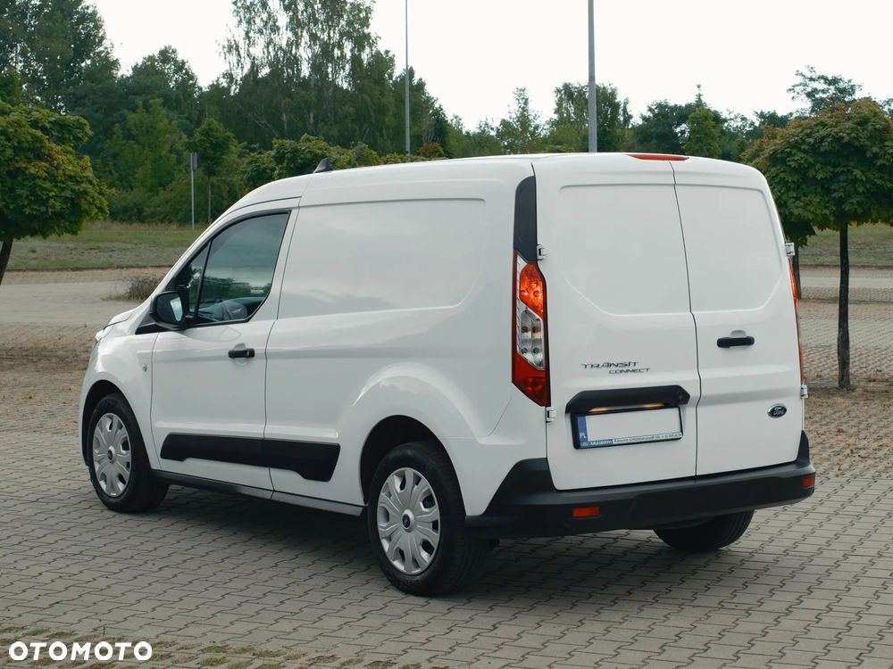Ford Transit Connect - 4