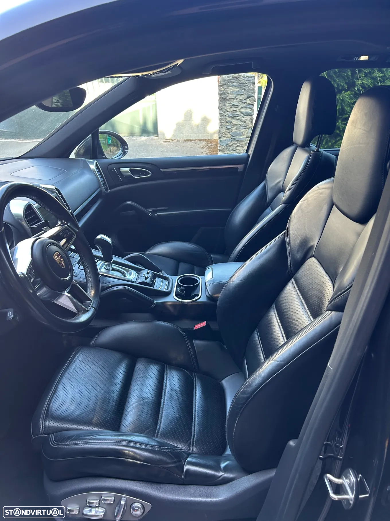 Porsche Cayenne - 9
