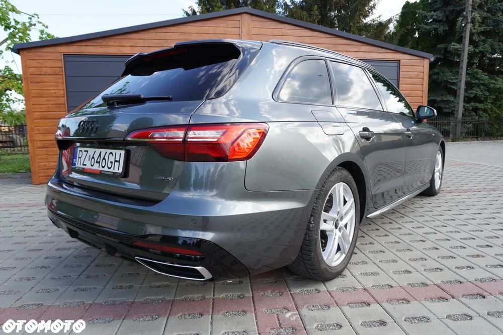 Audi A4 Avant 40 TDI quattro S tronic S line - 15