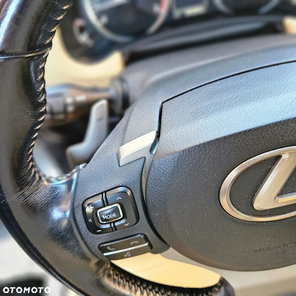 Lexus NX 200t AWD Luxury Line - 29