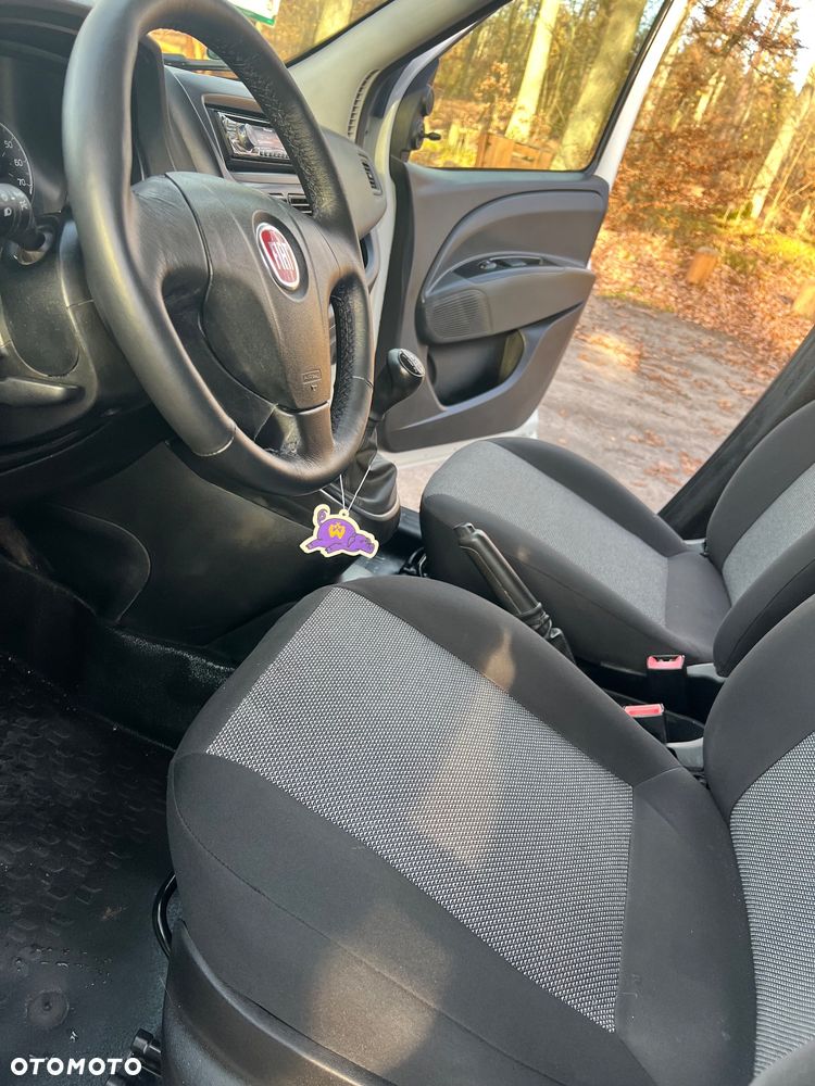 Fiat Doblo - 19