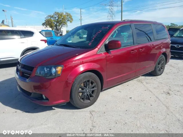 Dodge Grand Caravan - 3