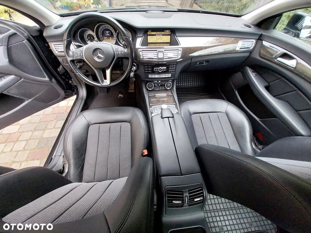 Mercedes-Benz CLS 350 CDI 4-Matic BlueEff - 9