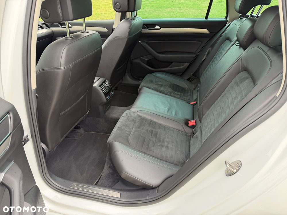 Volkswagen Passat 2.0 TDI BMT Highline - 17