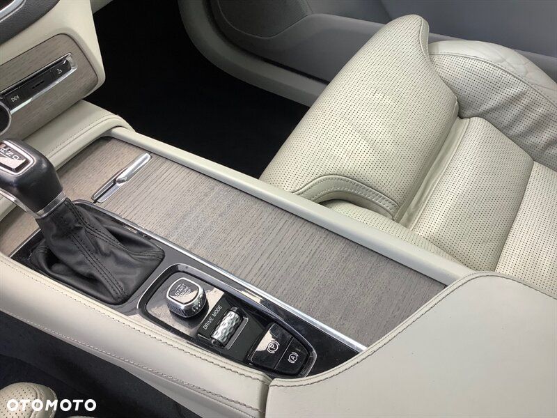 Volvo XC 90 T6 AWD Geartronic Inscription - 18