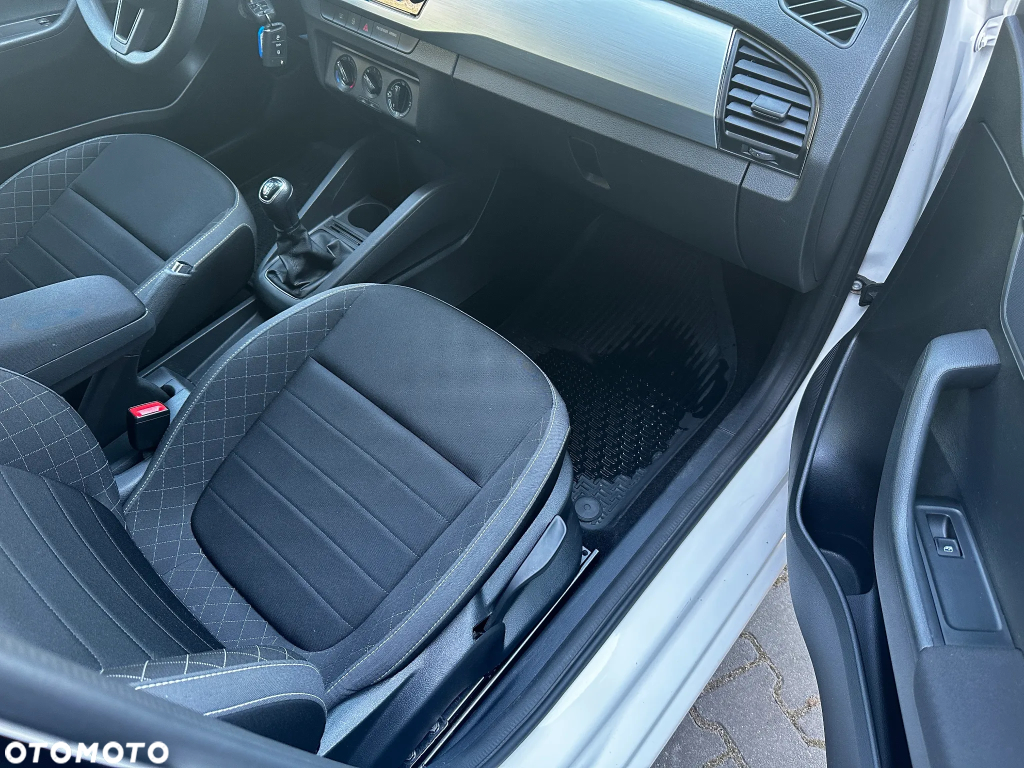 Skoda Fabia 1.0 TSI Ambition - 27