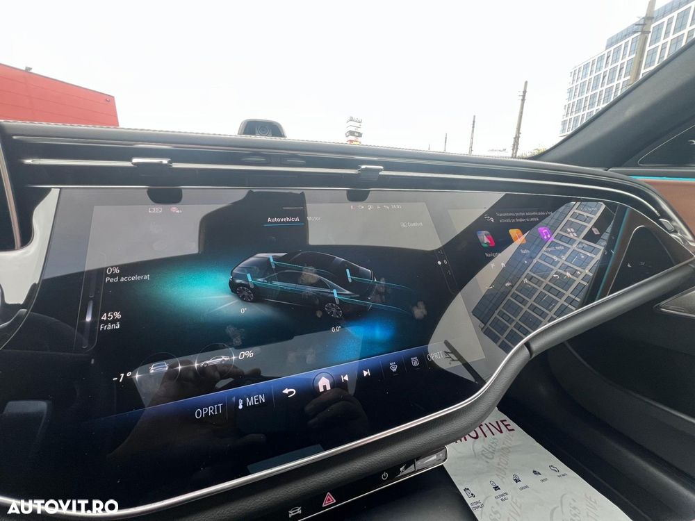 Mercedes-Benz E 220 d MHEV 4MATIC Aut. - 36