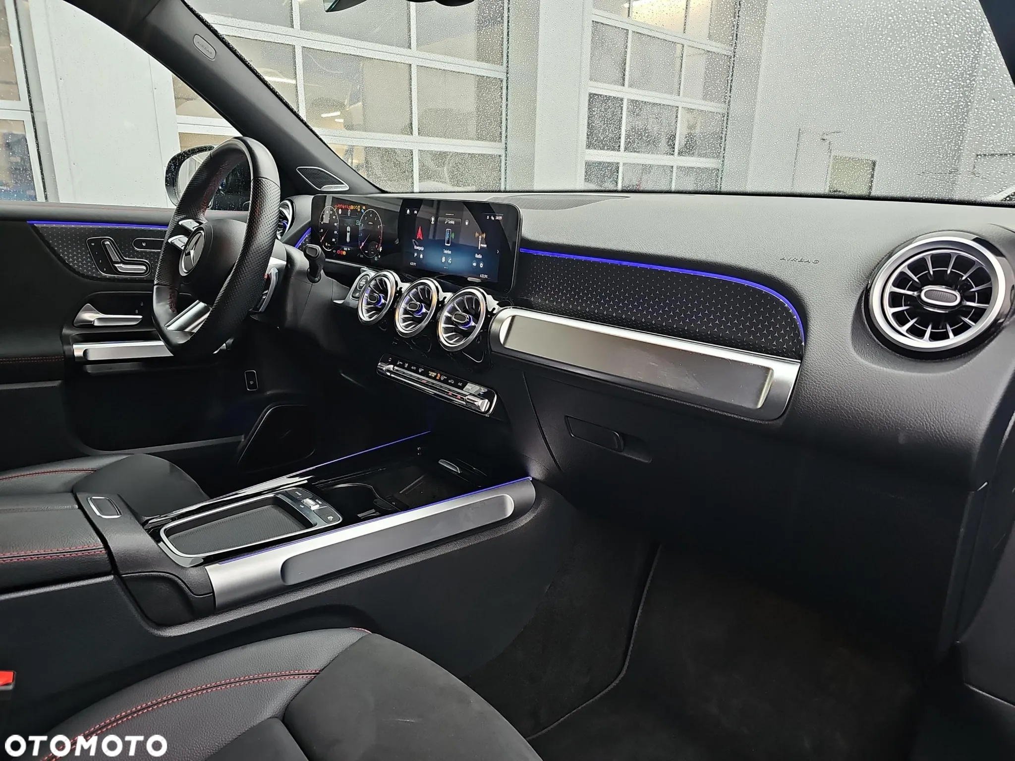 Mercedes-Benz GLB 200 7G-DCT AMG Line - 14
