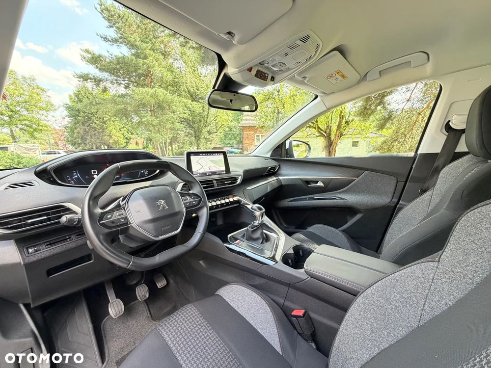 Peugeot 5008 PureTech 130 Active - 17