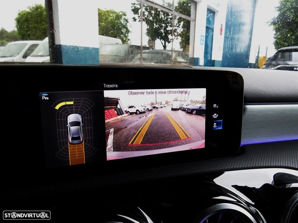 Mercedes-Benz A 200 Limousine AMG Line Aut. - 9