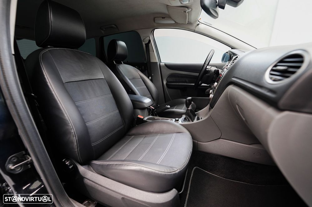 Ford Focus SW 1.6 TDCi Titanium - 4