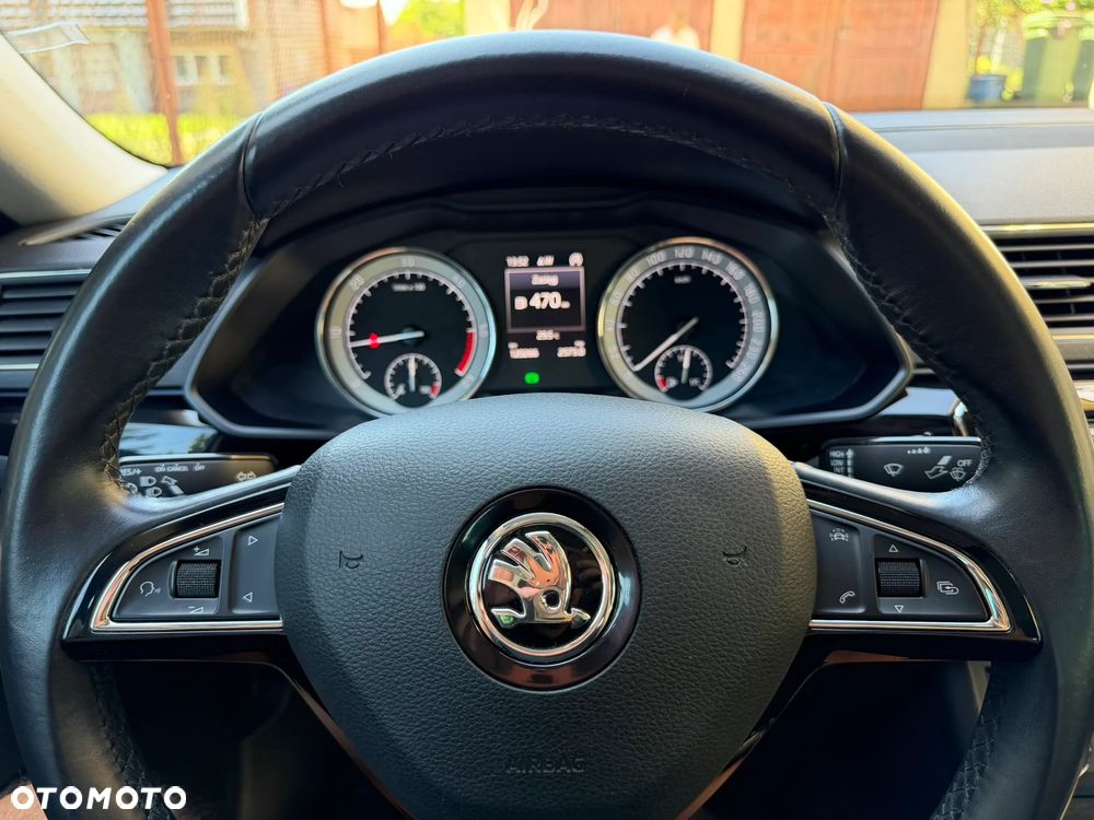 Skoda Superb 2.0 TDI L&K DSG - 13
