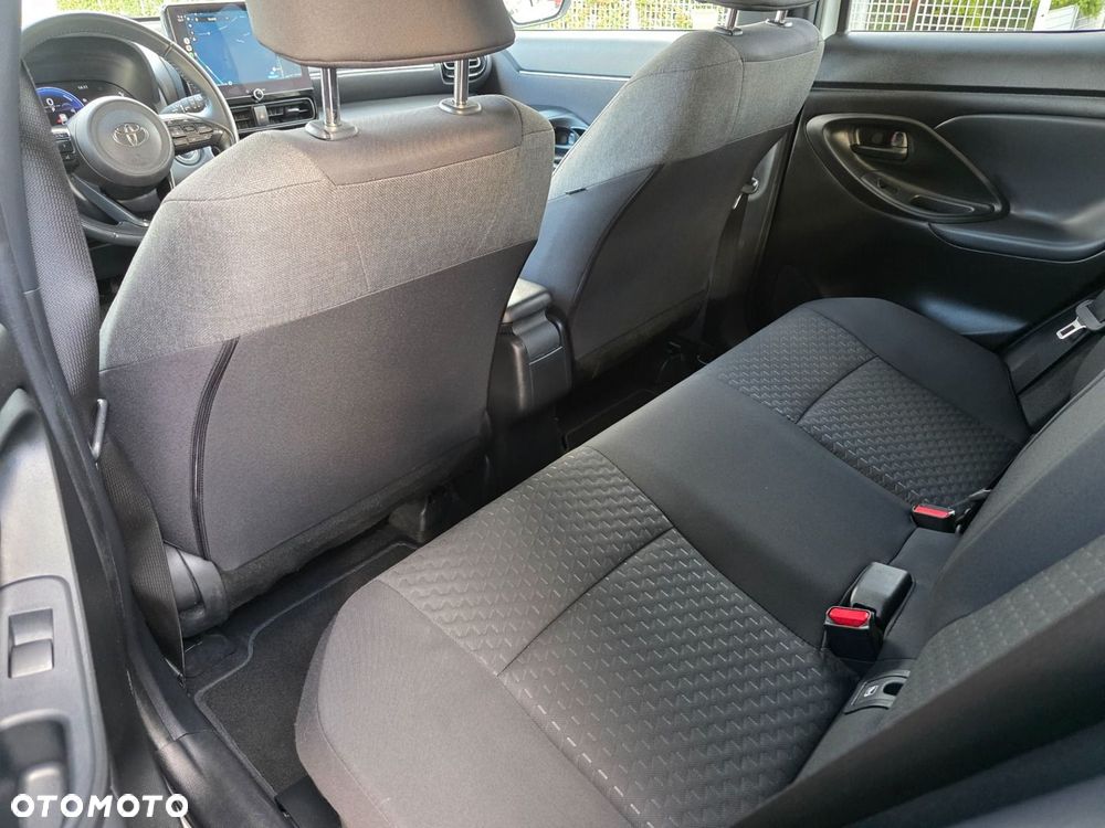 Toyota Yaris Cross Hybrid 1.5 Style - 17