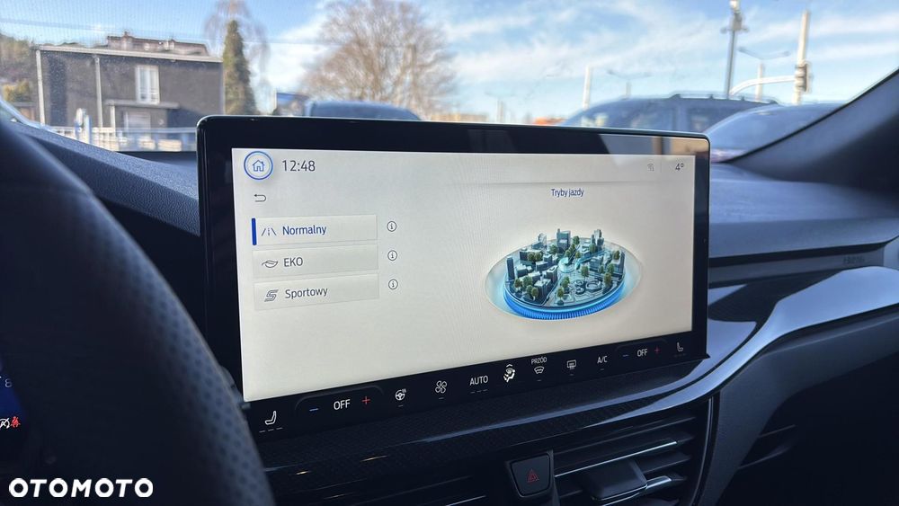 Ford Focus 1.0 EcoBoost Hybrid ST-LINE X - 23