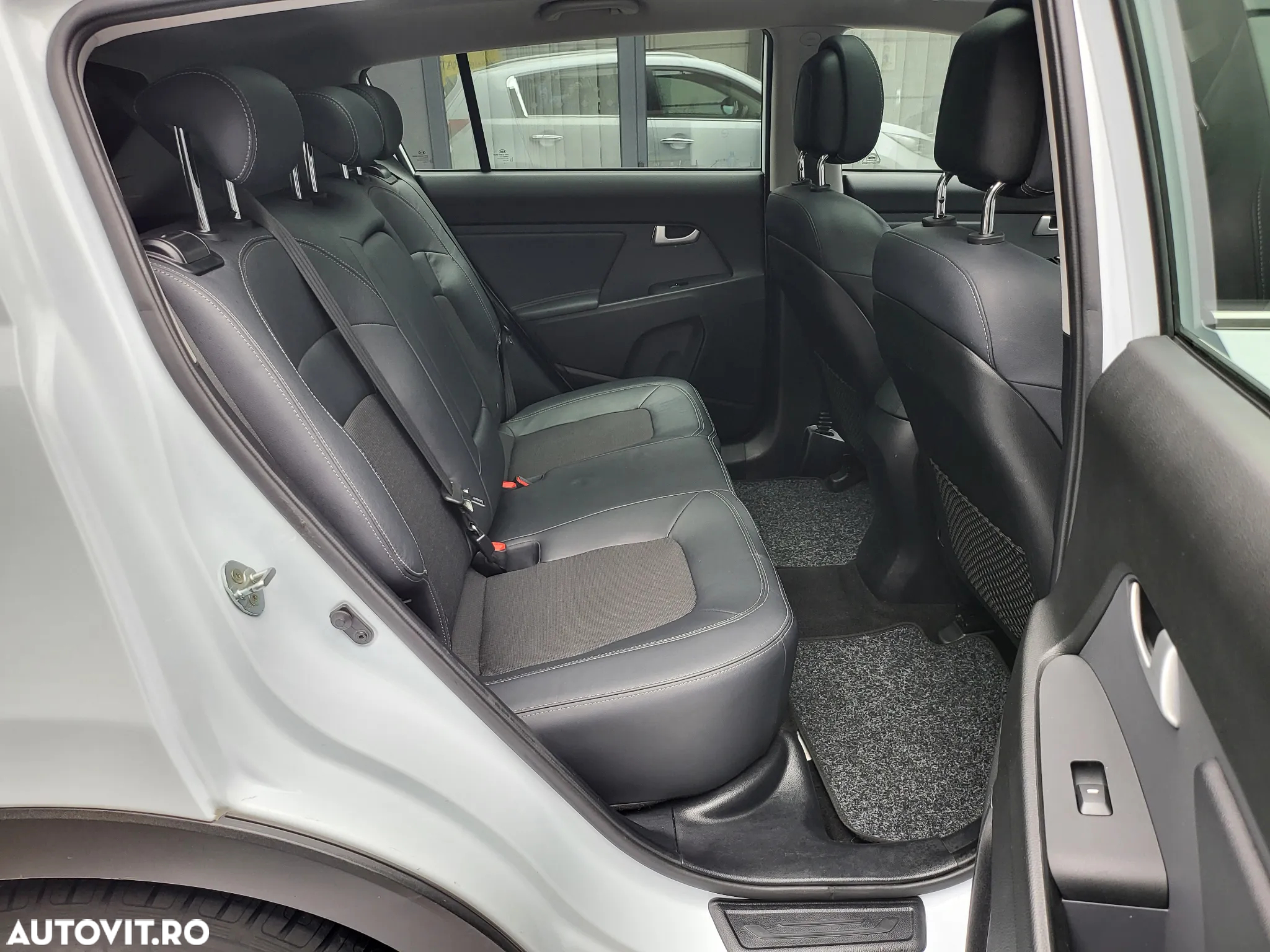 Kia Sportage 2.0 CRDI 184 AWD Aut. Spirit - 12